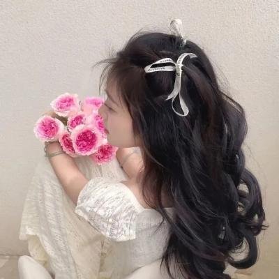 英格丽向西行